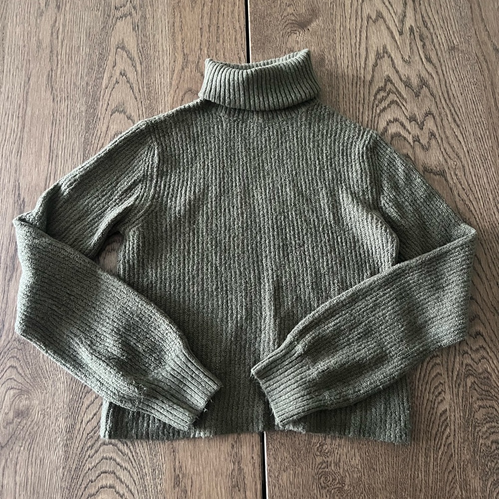 Garage Olive Green Turtleneck Women's Sweater